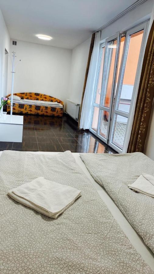 3 Apartments In 1 Location Прага Экстерьер фото